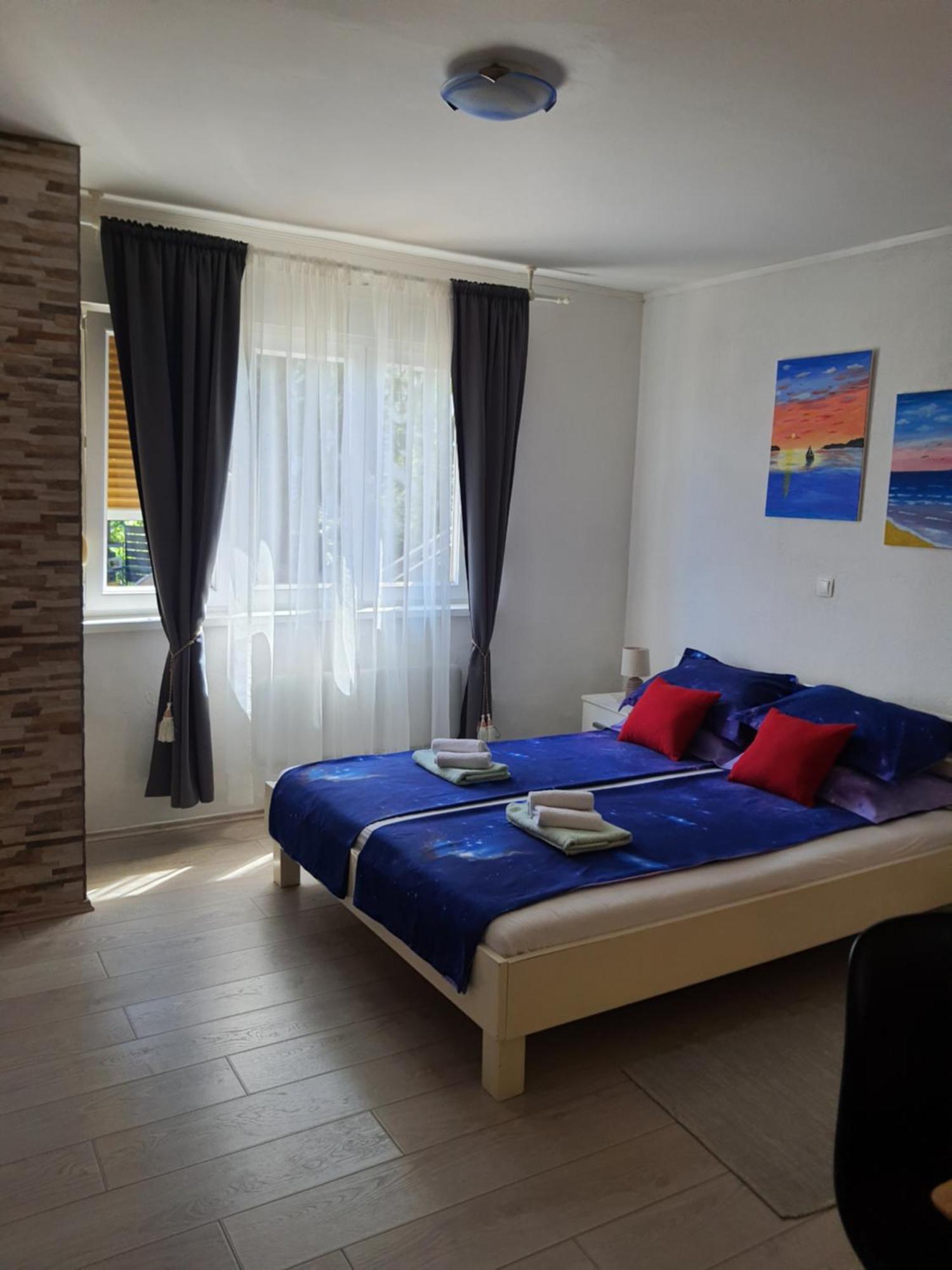 Sandra Apartment *