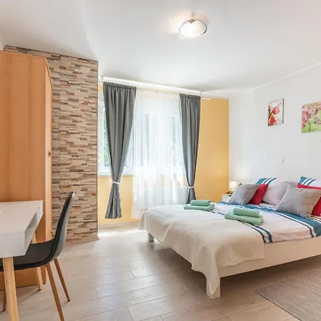 Apartman Sandra Rijeka Exterior photo