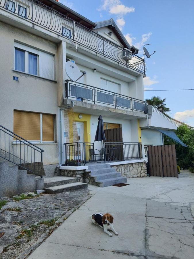 Sandra Apartman