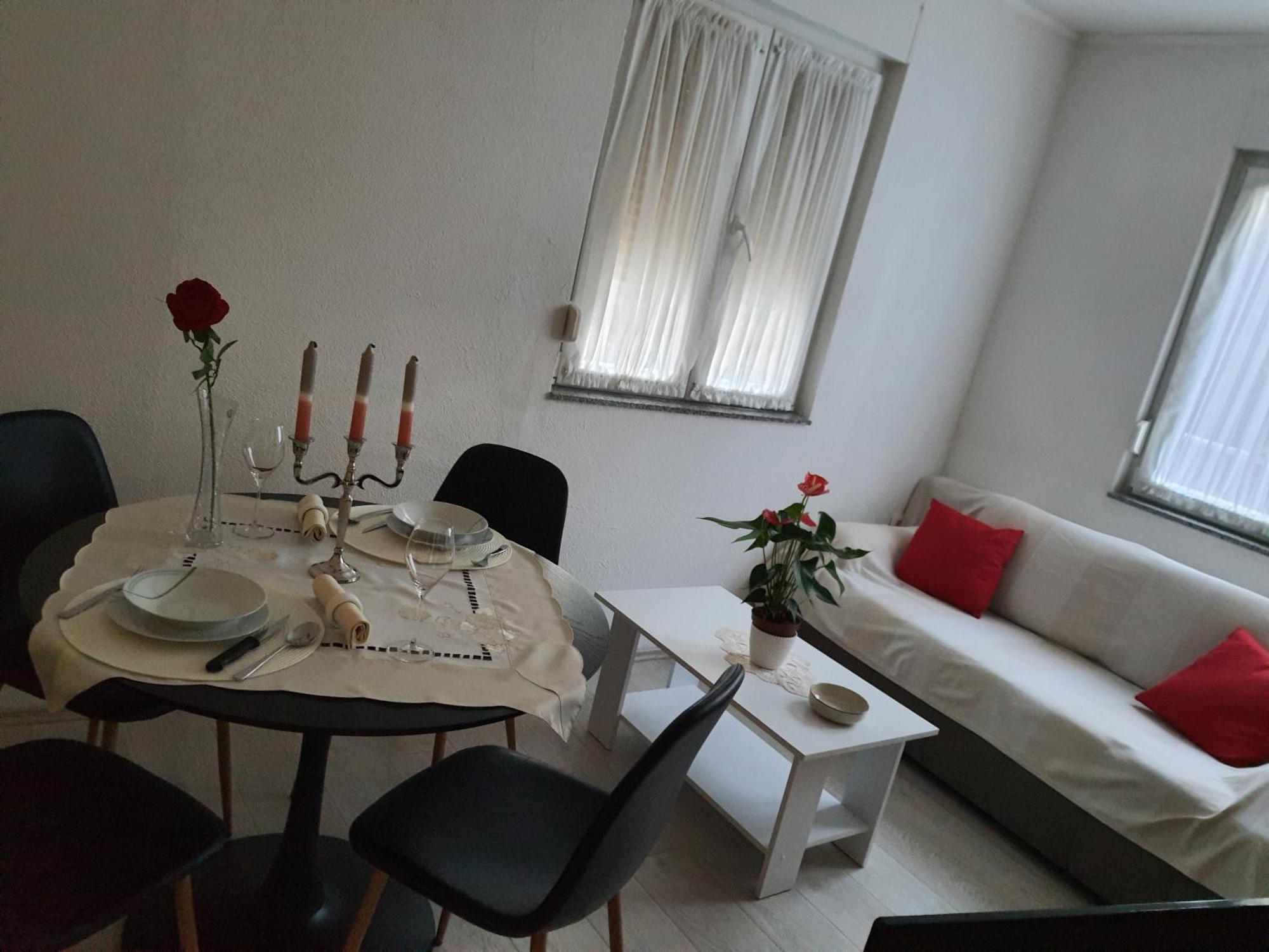 Sandra Apartman *